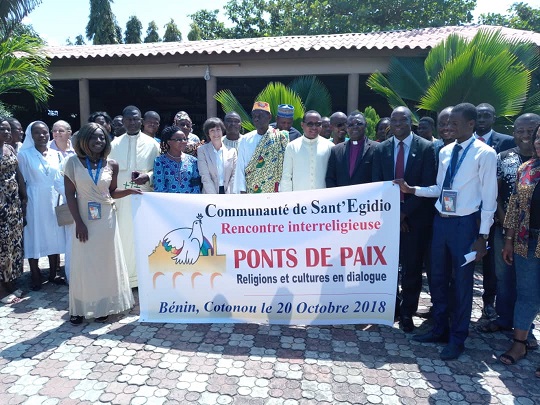 Benin antwortet auf das Leid der Migranten und die Sehnsucht eines Volkes nach Frieden