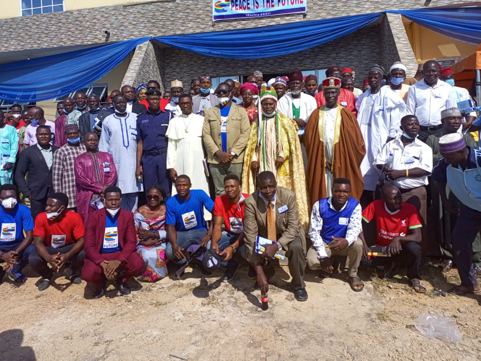 A meeting for peace in Nigeria in the 'spirit of Assisi': interreligious dialogue and fraternity with the poor