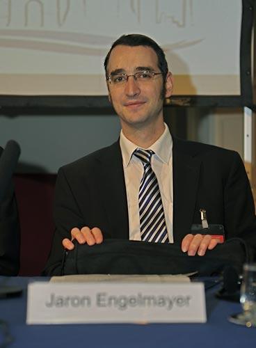 Barcellona 2010 - La gratuità nel tempo del mercato globale - Jaron Engelmayer 
