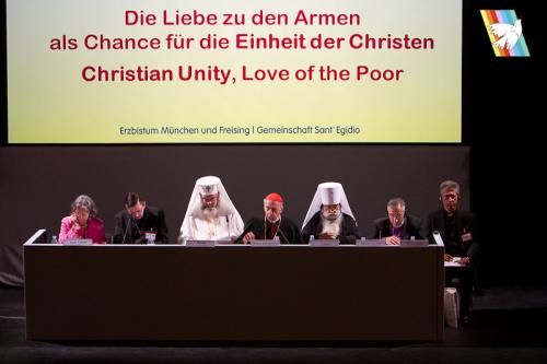 PODIUM 2 - Die Liebe zu den Armen als Chance für die Einheit der Christen