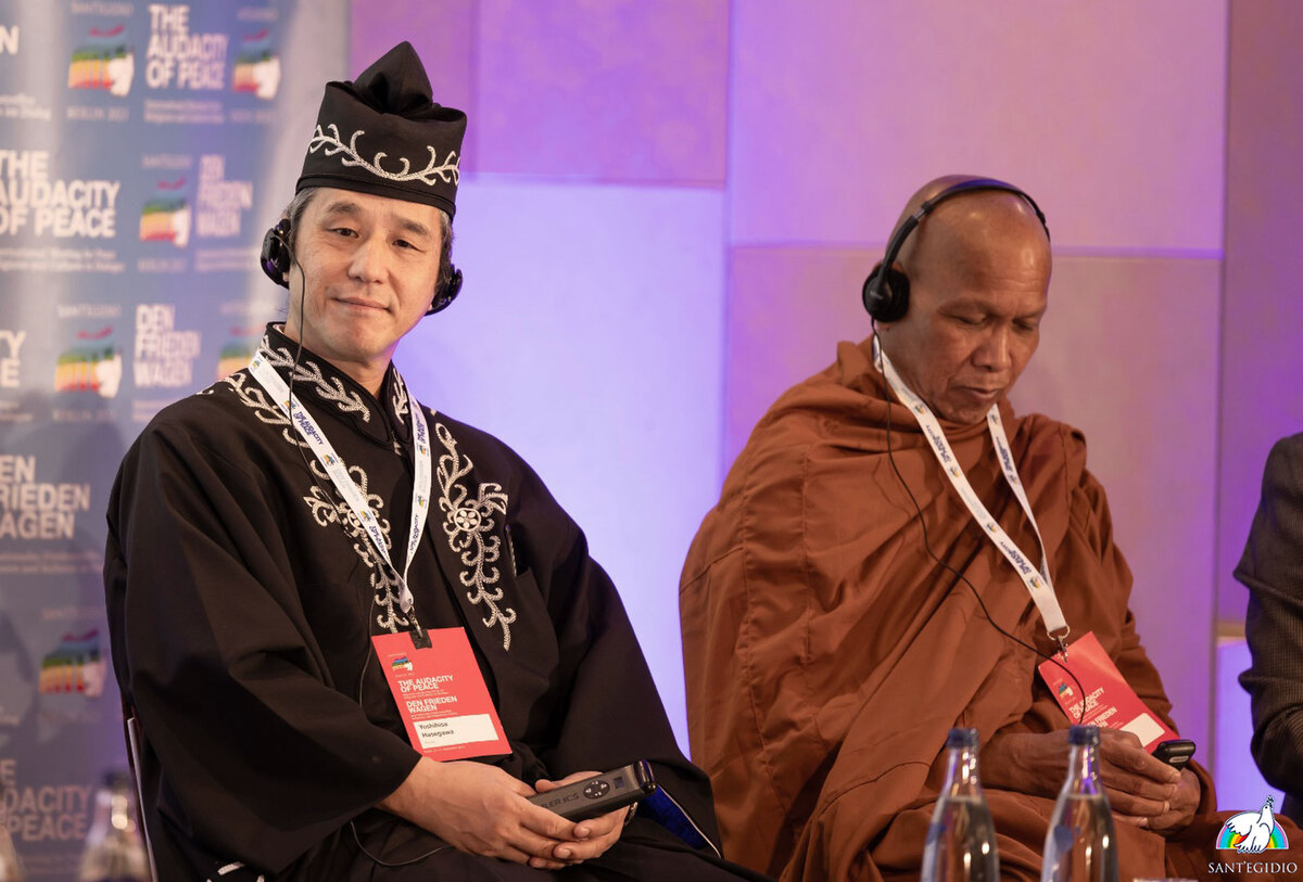 Forum 16 - Le religioni in Asia e la ricerca della pace